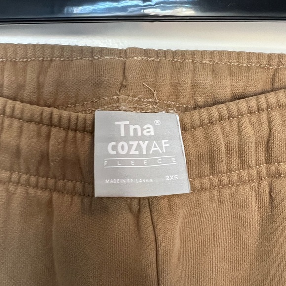 TNA cozy AF sweats and crop - Picture 3 of 5